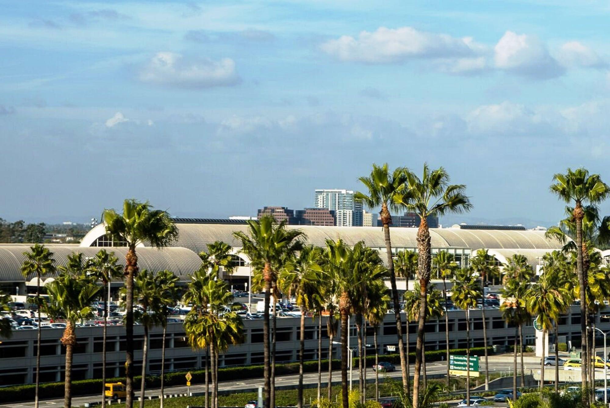 Hilton Irvine/Orange County Airport Hotell Exteriör bild